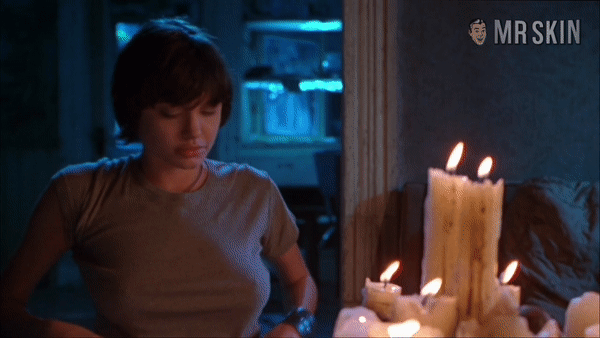 Sexy GIFs of Women Taking Off Their Shirts